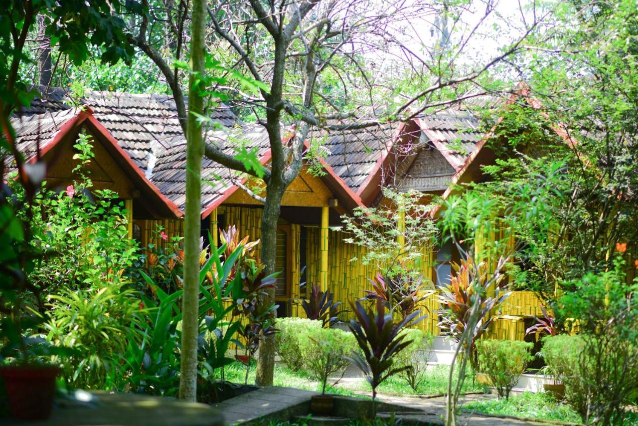 Savithri Inn Cottage Varkala Exterior photo