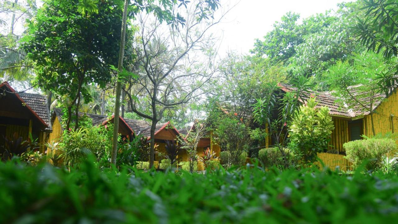 Savithri Inn Cottage Varkala Exterior photo