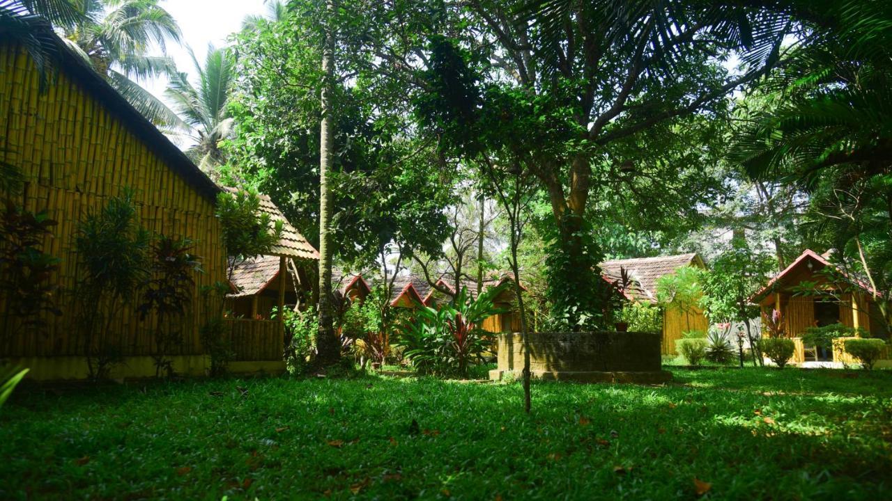 Savithri Inn Cottage Varkala Exterior photo